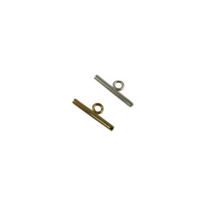Kettenverschluss MSQ.107 kombiniert man gerne mit einer Kette und Oese. Sei es als Verschluss oder Halterung. Lochdurchmesser 5mm Lieferbar in vernickelt und goldfarbig Gesamtlänge 3.7 cm