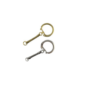 Schlüsselkette MSQ.203 hat einen Schlüsselring zum schliessen und eine Oese um was  befestigen. lieferbar in goldfarbig und vernickelt